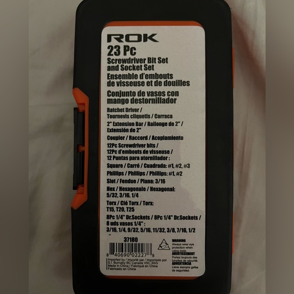 23pc screwdriver bit set and socket set - Picture 2 of 2